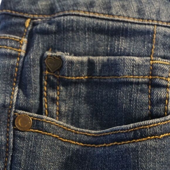 TORRID Denim Bermuda Style Shorts, Size 18R - Picture 4 of 6